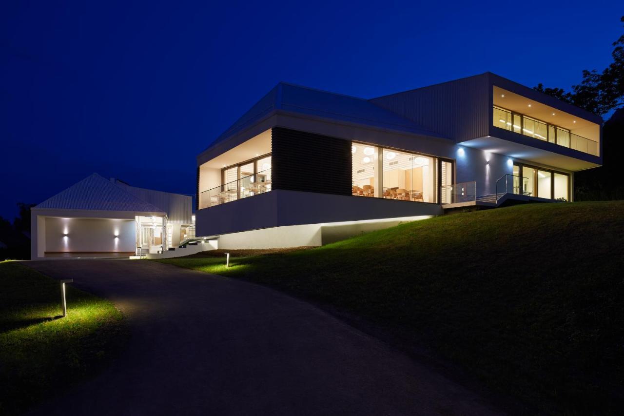 Отель Farmhouse - Hohe Wand Stollhof Экстерьер фото